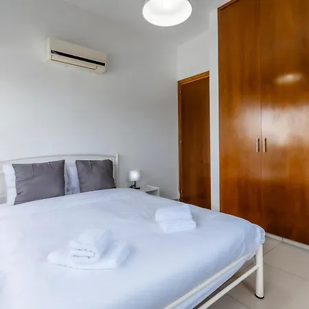 Two Bed In Pervolia, 150 Meters From The Sea Villa