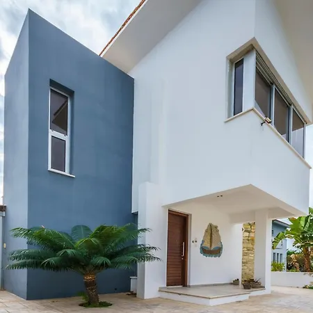 Two Bed In Pervolia, 150 Meters From The Sea Villa