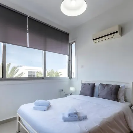 Two Bed In Pervolia, 150 Meters From The Sea Villa *