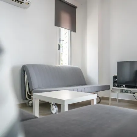 Two Bed In Pervolia, 150 Meters From The Sea Perivolia